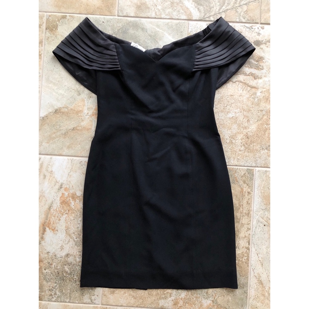 NWOT Vintage Rimini Black Cocktail Dress Size 6